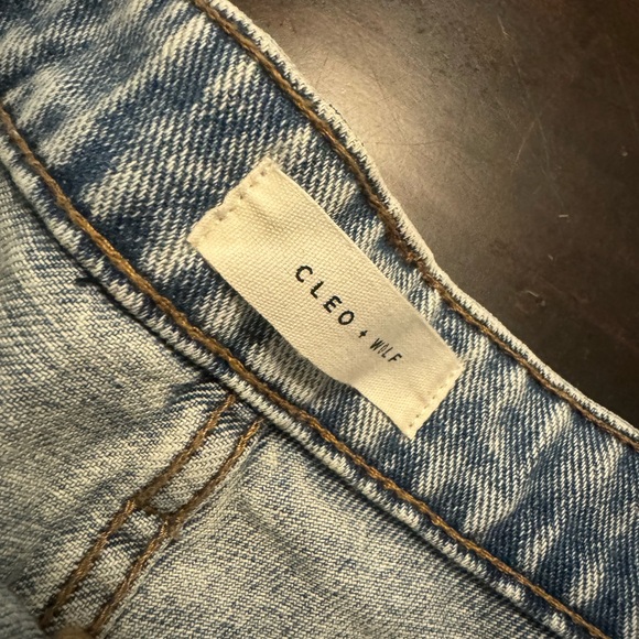 Cleo & Wolf Jeans ❤️ - Picture 7 of 12